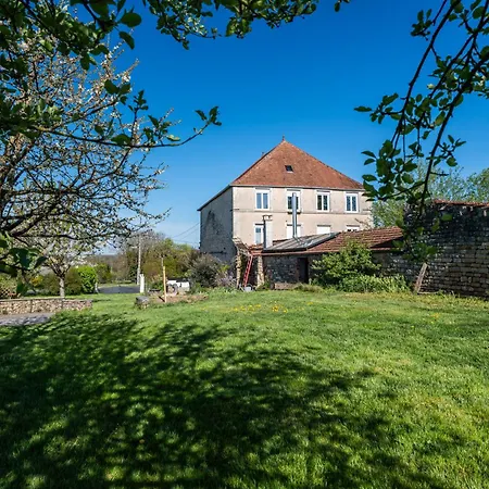 La Maison De La Liberte Country house *