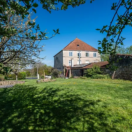 La Maison De La Liberte Séjour à la campagne Laferté-sur-Amance